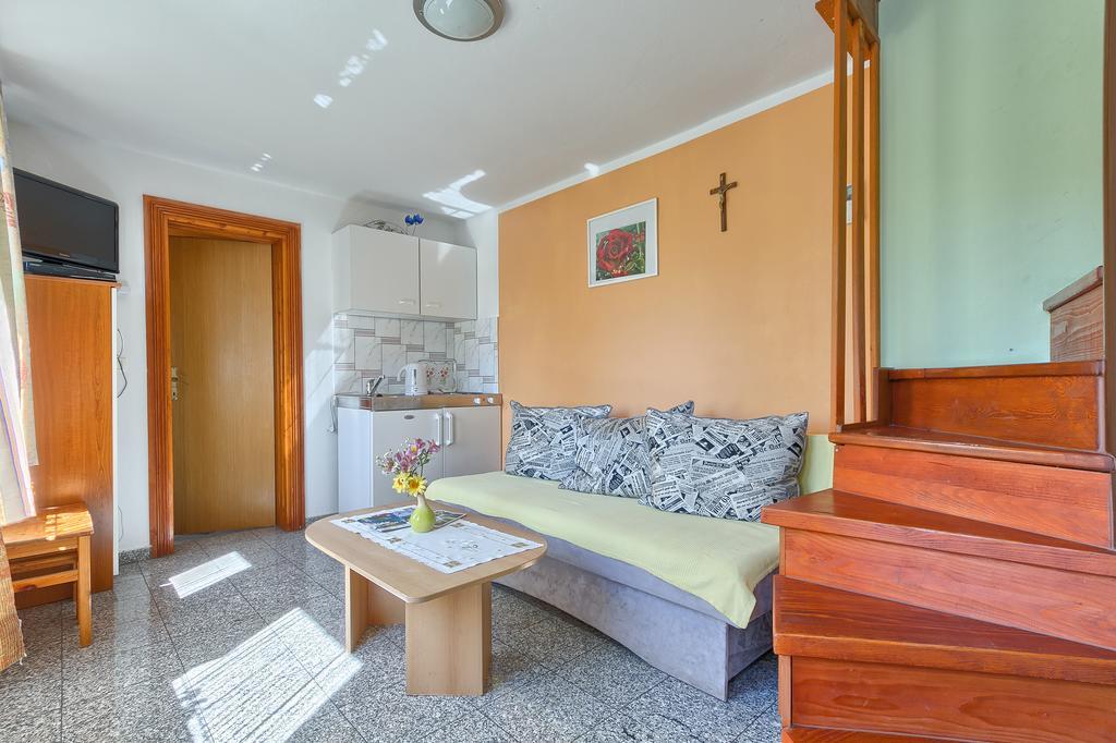 Apartments Ljiljana PUY Eksteriør bilde
